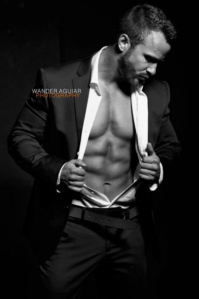 Bradley-male-escort-companion-3