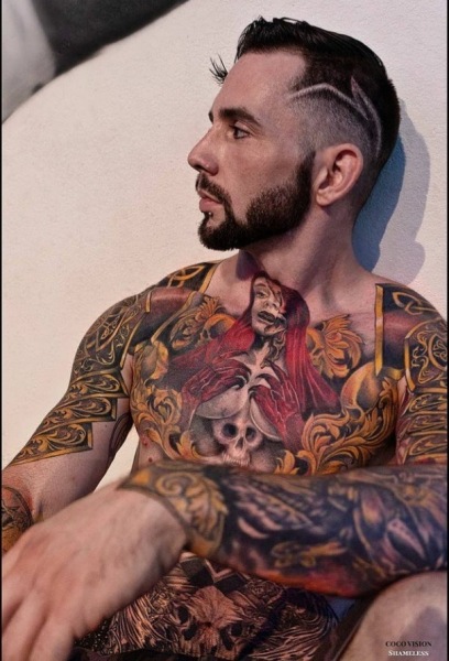 Damian-is-a-male-companion-escort-fantasy-date-in-las-vegas-3