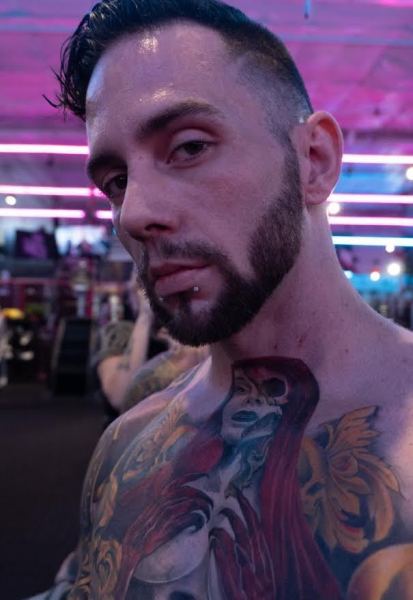 Damian-male-companion-profile-pic