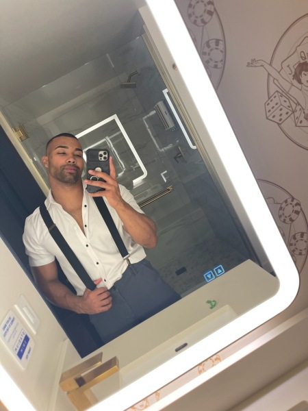 Jaxon-is-a-male-model-companion-and-escort-in-las-vegas-nv-4