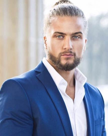 Mika male model (1)