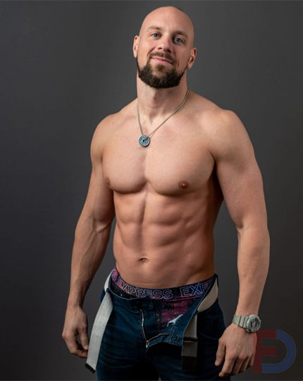 Patrick is a Boise male model companion and dancer for hire
