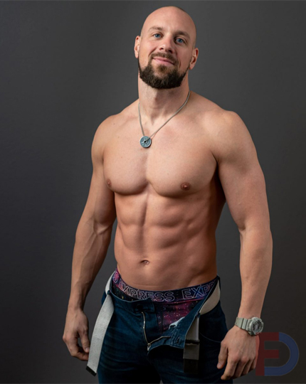 Patrick is a Fredericksburg male model companion and dancer for hire